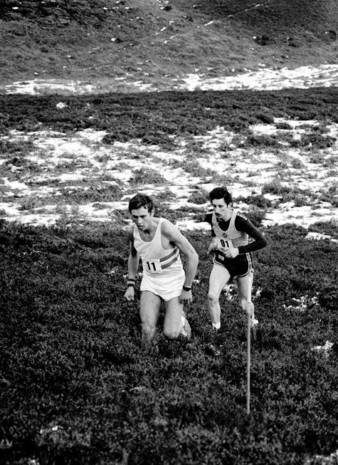 1985 Jack Maitland leads Kenny Stuart at Carnethy [Malcolm Patterson]